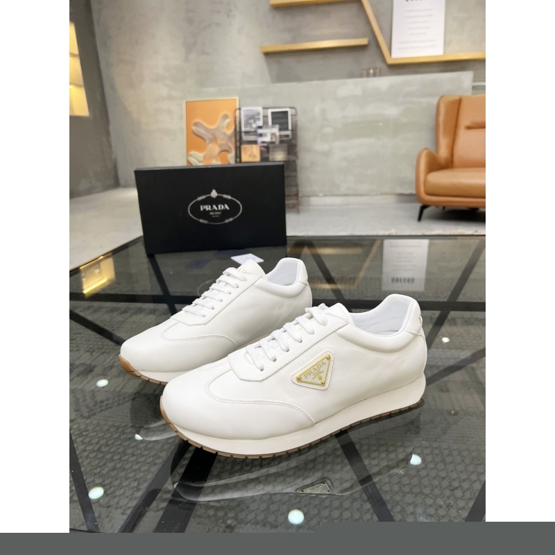 Pra*a casual shoes